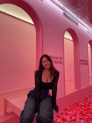 Beverlyloh OnlyFans Leaked Free Thumbnail Picture - #k1iviqjxr9