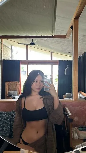 Beverlyloh OnlyFans Leaked Free Thumbnail Picture - #yFCOnpMXFq