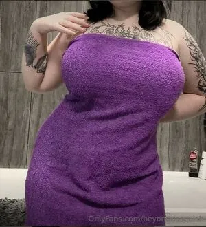 Beyond The Squish OnlyFans Leaked Free Thumbnail Picture - #LhsgNmHkZV