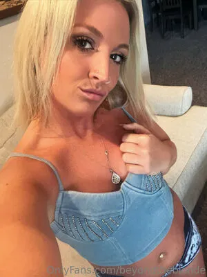 Beyondtheblonde OnlyFans Leaked Free Thumbnail Picture - #8jQw97XFGU
