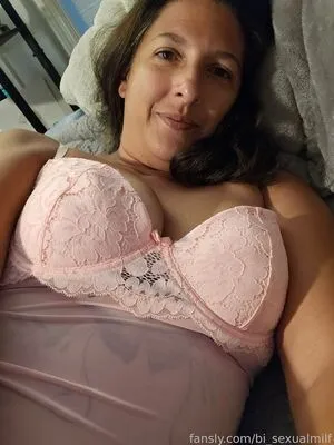 Bi Sexualmilf OnlyFans Leaked Free Thumbnail Picture - #OjEyy5YId3