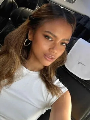 Bianca Bustamante OnlyFans Leaked Free Thumbnail Picture - #ZVODrWt155