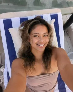 Bianca Bustamante OnlyFans Leaked Free Thumbnail Picture - #ytvigr2Ctr