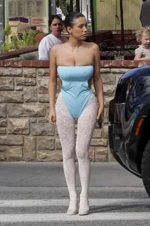 Bianca Censori OnlyFans Leaked Free Thumbnail Picture - #0aIkJrhY52