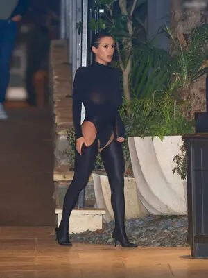 Bianca Censori OnlyFans Leaked Free Thumbnail Picture - #1X6bjgGI2O