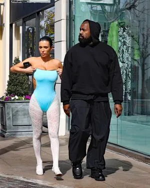 Bianca Censori OnlyFans Leaked Free Thumbnail Picture - #6CrZyfk9AN