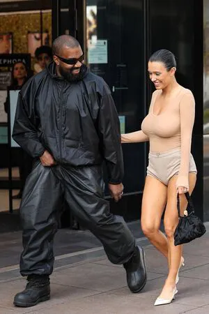 Bianca Censori OnlyFans Leaked Free Thumbnail Picture - #7N0Eb0qdjV