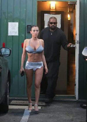 Bianca Censori OnlyFans Leaked Free Thumbnail Picture - #DYVhdxHI5n