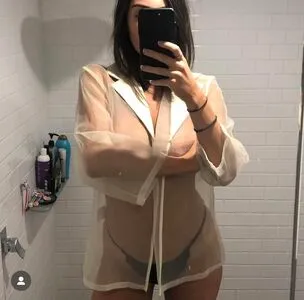 Bianca Censori OnlyFans Leaked Free Thumbnail Picture - #EHUczD3PVZ