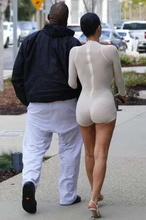 Bianca Censori OnlyFans Leaked Free Thumbnail Picture - #IiyZY9GMVQ