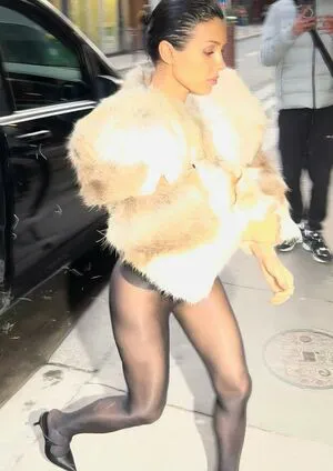 Bianca Censori OnlyFans Leaked Free Thumbnail Picture - #LOSZ7qDrZ2