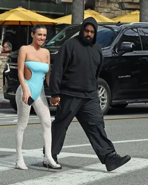 Bianca Censori OnlyFans Leaked Free Thumbnail Picture - #NYEalk0psW