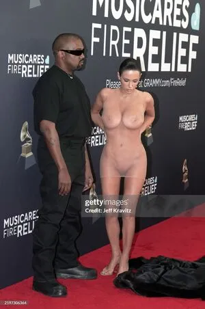 Bianca Censori OnlyFans Leaked Free Thumbnail Picture - #OM0E3KsyXd