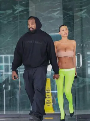 Bianca Censori OnlyFans Leaked Free Thumbnail Picture - #PSGkSPVlig