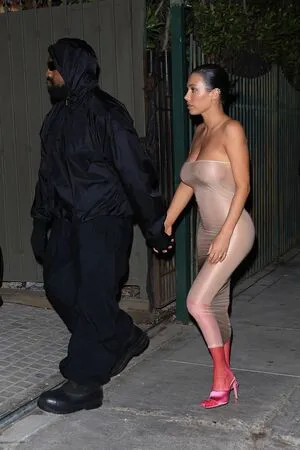 Bianca Censori OnlyFans Leaked Free Thumbnail Picture - #S4YqyszKV1