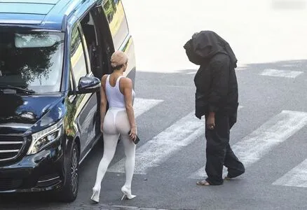 Bianca Censori OnlyFans Leaked Free Thumbnail Picture - #Tu6UccLgOE