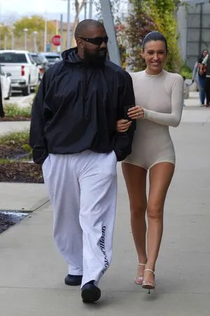 Bianca Censori OnlyFans Leaked Free Thumbnail Picture - #VaEX0ngztJ