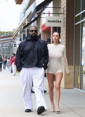 Bianca Censori OnlyFans Leaked Free Thumbnail Picture - #Vlegwc6FqB