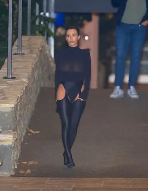 Bianca Censori OnlyFans Leaked Free Thumbnail Picture - #Z9DKiejnQR