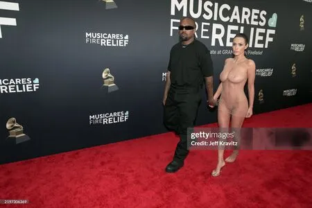 Bianca Censori OnlyFans Leaked Free Thumbnail Picture - #bMIvsp9edM