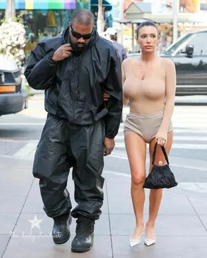 Bianca Censori OnlyFans Leaked Free Thumbnail Picture - #cXDi53n5fz