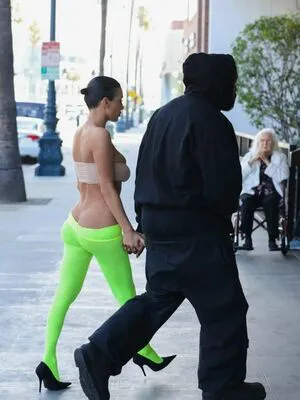 Bianca Censori OnlyFans Leaked Free Thumbnail Picture - #ckIqoLTYN2