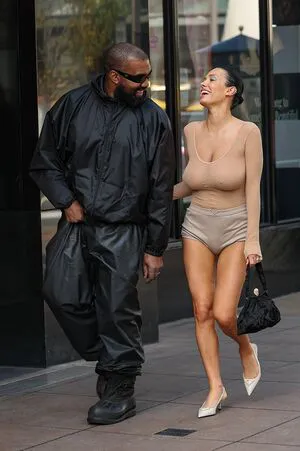 Bianca Censori OnlyFans Leaked Free Thumbnail Picture - #dNKTjNPqII