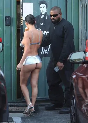 Bianca Censori OnlyFans Leaked Free Thumbnail Picture - #dd6zRBdEXM