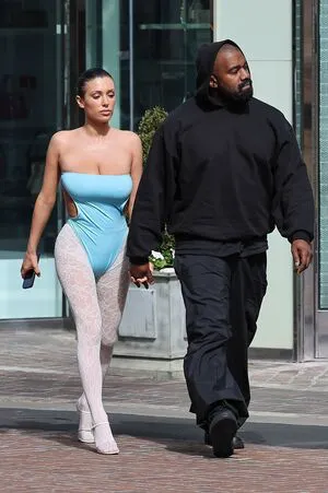 Bianca Censori OnlyFans Leaked Free Thumbnail Picture - #etkJJFs70p