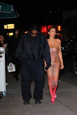 Bianca Censori OnlyFans Leaked Free Thumbnail Picture - #fTfYmc18Hb