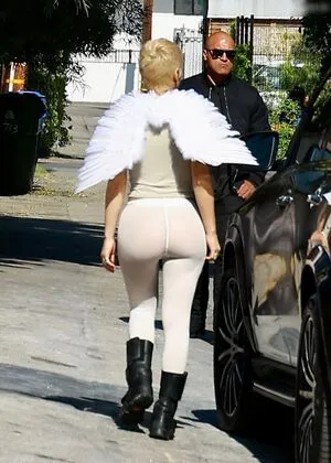 Bianca Censori OnlyFans Leaked Free Thumbnail Picture - #gD2w9cMXcq