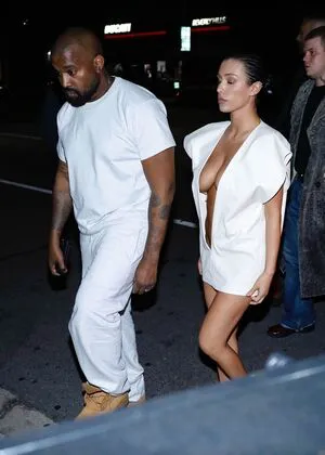 Bianca Censori OnlyFans Leaked Free Thumbnail Picture - #iV34eeifTI