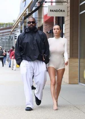 Bianca Censori OnlyFans Leaked Free Thumbnail Picture - #nBEJ4PUeod