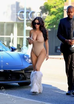 Bianca Censori OnlyFans Leaked Free Thumbnail Picture - #pZ6XxW53pt