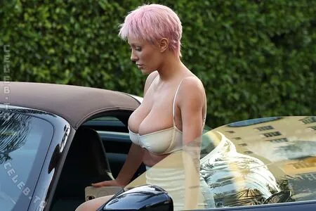 Bianca Censori OnlyFans Leaked Free Thumbnail Picture - #pkde6BUmaD