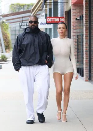 Bianca Censori OnlyFans Leaked Free Thumbnail Picture - #s25vlQmW9c