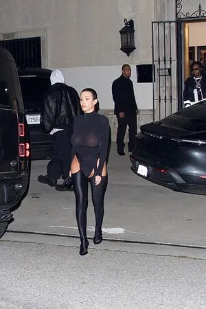 Bianca Censori OnlyFans Leaked Free Thumbnail Picture - #vDMVlleiBV