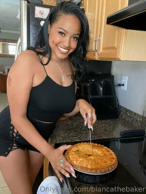 Biancathebaker OnlyFans Leaked Free Thumbnail Picture - #3bJT1afqwA
