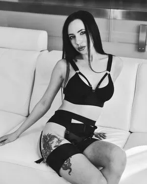 Bianka69666yy OnlyFans Leaked Free Thumbnail Picture - #8YyiMUUeV5