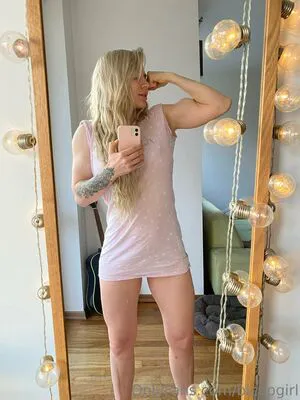 Bicepgirl OnlyFans Leaked Free Thumbnail Picture - #3d5R2lxCBA