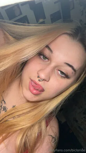 Bicloride OnlyFans Leaked Free Thumbnail Picture - #Pia687KXGR