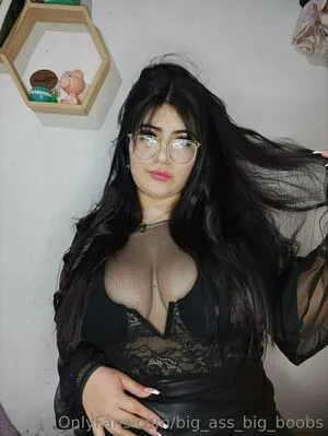 Big Ass Big Boobs OnlyFans Leaked Free Thumbnail Picture - #eiuLPISZol