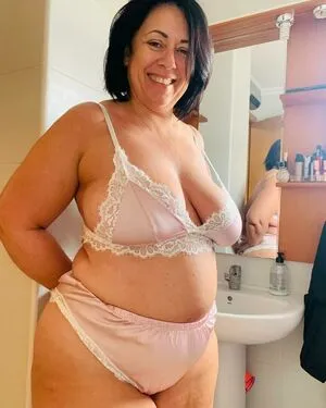 Big Mama OnlyFans Leaked Free Thumbnail Picture - #gScCk0LS0P
