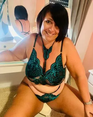 Big Mama OnlyFans Leaked Free Thumbnail Picture - #nX32j8Q6by