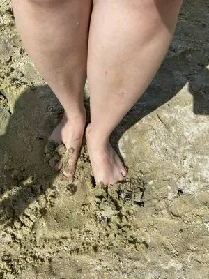 Big Titty Goth Mom OnlyFans Leaked Free Thumbnail Picture - #K8P7FRycel