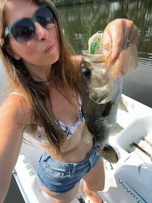 Bigbassgirl OnlyFans Leaked Free Thumbnail Picture - #5BxXkTikA4