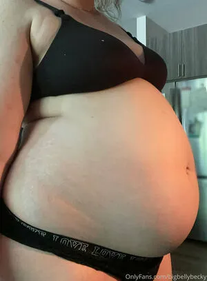 Bigbellybecky OnlyFans Leaked Free Thumbnail Picture - #sbamm8z5jd