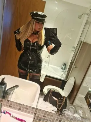 Bigboobedbritney OnlyFans Leaked Free Thumbnail Picture - #kIcvqVV5Bi
