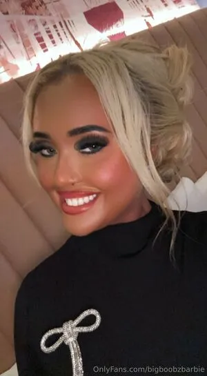 Bigboobzbarbie OnlyFans Leaked Free Thumbnail Picture - #P0gStj0i17
