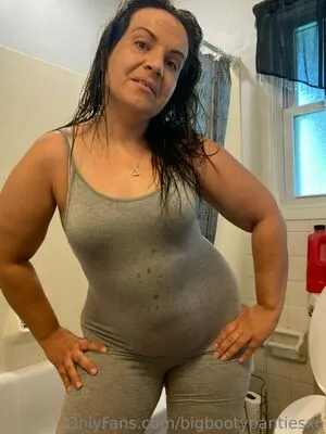 Bigbootypantiesxo OnlyFans Leaked Free Thumbnail Picture - #gLSslCBzIn